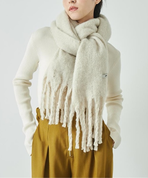 ANAP（アナップ）の「フリンジ大判ストール（ストール/ショール・レディース・ベージュ系その他/グリーン/ピンク/レッド・FREE）」の2枚目の写真