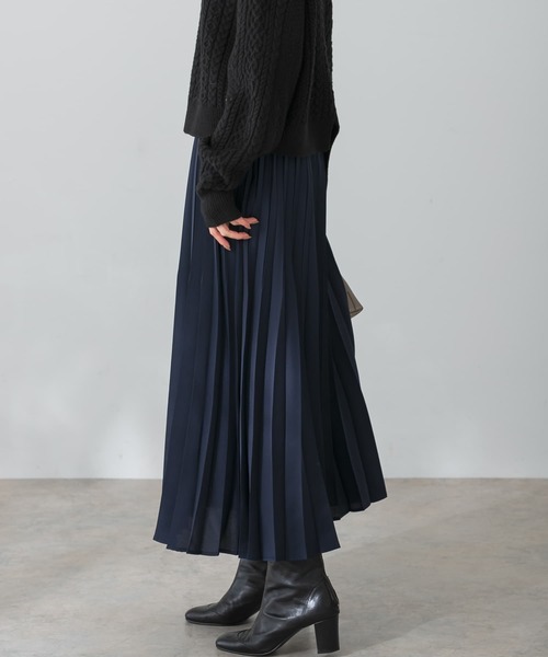 URBAN RESEARCH ROSSO WOMEN（アーバンリサーチ　ロッソ）の「サテンプリーツスカート（スカート・レディース・キャメル/ピンク/ネイビー・36/38）」の10枚目の写真