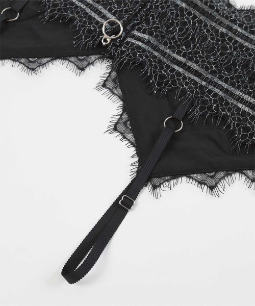 miette(ミエット)の「レーストリムフラワージャガードビスチェ(キャミソール・レディース・アイボリー/ブラック・FREE)」の8枚目の写真