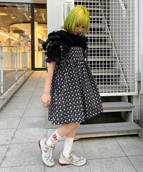 Candy Stripper(キャンディストリッパー)の「VOLUME FRILL トップス(その他トップス・レディース・ブラック/ヘザーグレー/オフホワイト・2)」の18枚目の写真