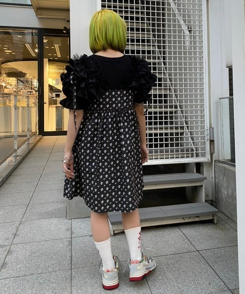 Candy Stripper(キャンディストリッパー)の「VOLUME FRILL トップス(その他トップス・レディース・ブラック/ヘザーグレー/オフホワイト・2)」の19枚目の写真