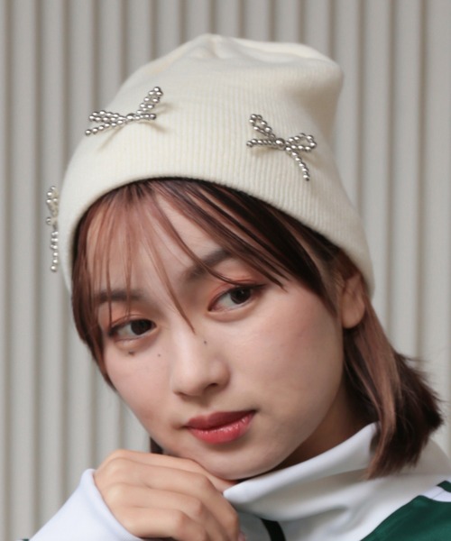 SPINNS（スピンズ）の「リボンシングルビーニー（ニットキャップ/ビーニー・レディース・ブラック/ホワイト/グレー・ONESIZE）」の2枚目の写真