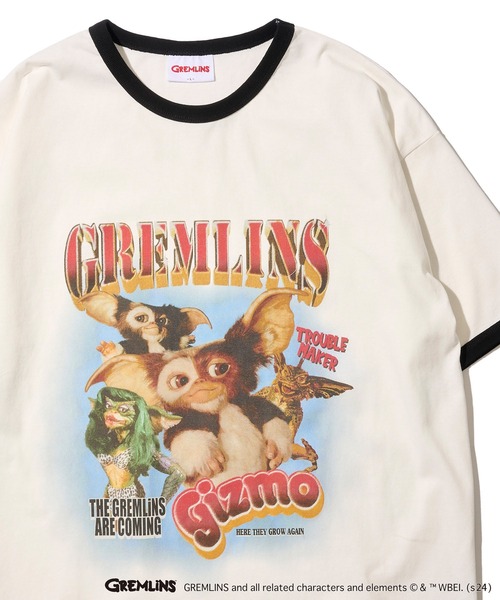 ADPOSION(アドポーション)の「【GREMLINS / グレムリン】ヴィンテージヒップホップ風フォトプリントTシャツ(Tシャツ/カットソー・メンズ・チャコールグレー/ホワイト×ブラック/ブラック/ホワイト・MEDIUM/LARGE/X-LARGE)」の3枚目の写真