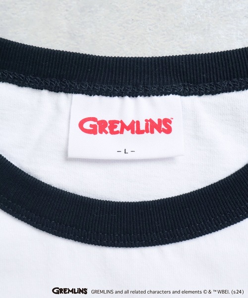 ADPOSION(アドポーション)の「【GREMLINS / グレムリン】ヴィンテージヒップホップ風フォトプリントTシャツ(Tシャツ/カットソー・メンズ・チャコールグレー/ホワイト×ブラック/ブラック/ホワイト・MEDIUM/LARGE/X-LARGE)」の5枚目の写真