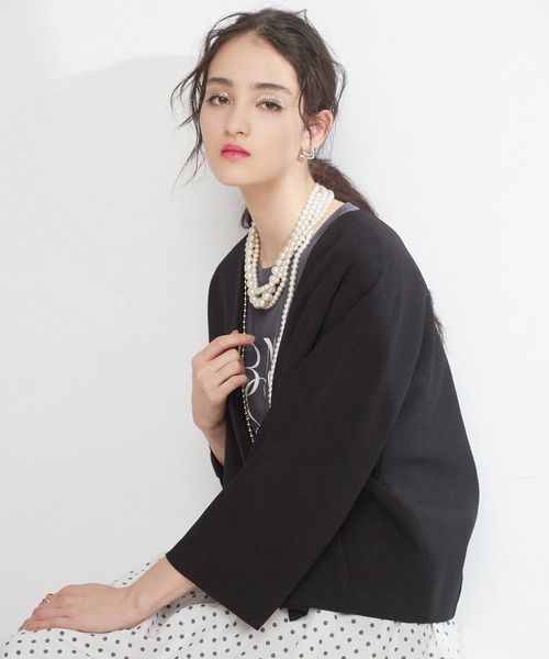 Tiara（ティアラ）の「ノーカラージャケット（ノーカラージャケット・レディース・ブラック/ブルー/グレイッシュベージュ・2/3）」の10枚目の写真