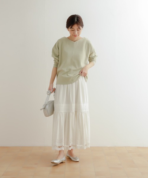 URBAN RESEARCH DOORS(アーバンリサーチドアーズ)の「コットンレーヨンスカラップティアードスカート(スカート・レディース・ブラック/オフホワイト・MEDIUM)」の16枚目の写真