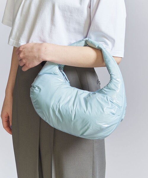 BEAUTY&YOUTH UNITED ARROWS(ビューティーアンドユースユナイテッドアローズ)の「プク ムーン バッグ(ハンドバッグ・レディース・ライトブルー/ブラック・FREE)」の5枚目の写真