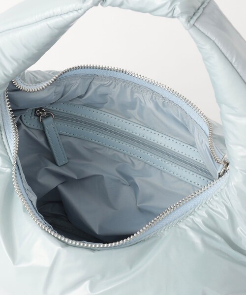 BEAUTY&YOUTH UNITED ARROWS(ビューティーアンドユースユナイテッドアローズ)の「プク ムーン バッグ(ハンドバッグ・レディース・ライトブルー/ブラック・FREE)」の14枚目の写真