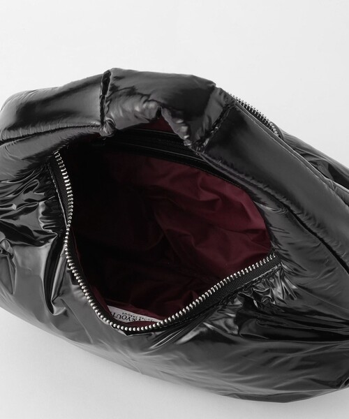 BEAUTY&YOUTH UNITED ARROWS(ビューティーアンドユースユナイテッドアローズ)の「プク ムーン バッグ(ハンドバッグ・レディース・ライトブルー/ブラック・FREE)」の20枚目の写真