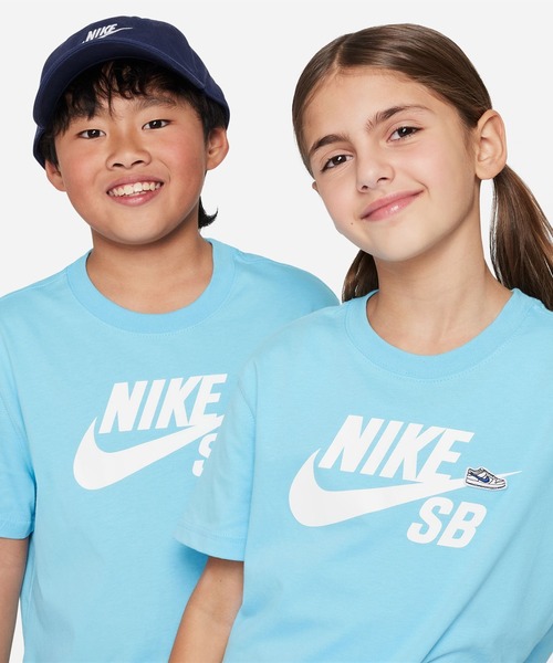NIKE SB(ナイキエスビー)の「NIKE SB/ナイキエスビー キッズ 半袖Tシャツ LOGO YTH NSW SB ロゴSSTシャツ FN9673-407(Tシャツ/カットソー・キッズ・ライトブルー・150cm/140cm/160cm/130cm)」の5枚目の写真