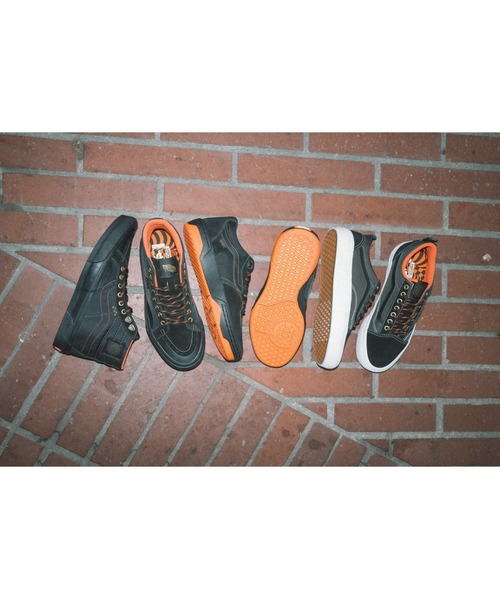 VANS(バンズ)の「【VANS】ROWAN 2(スニーカー・メンズ・ブラック・27/28/27.5/26.5/26)」の6枚目の写真