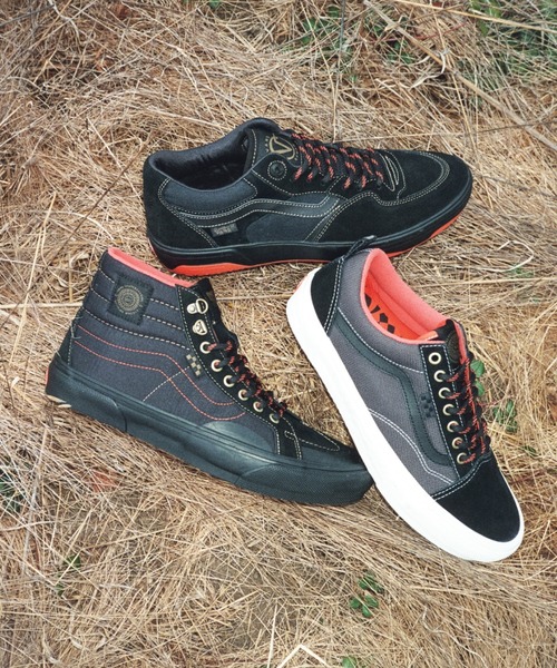 VANS(バンズ)の「【VANS】ROWAN 2(スニーカー・メンズ・ブラック・27/28/27.5/26.5/26)」の4枚目の写真