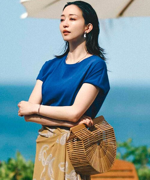 23区 S（ニジュウサンクチイサイサイズ）の「【接触冷感/洗える】フレンチスリーブ IT TEE（Tシャツ/カットソー・レディース・ブラック系/スモーキーグリーン系/ホワイト系/ピンク系/ダークブラウン系/ライトグレー系/オールドローズ系/ブルー系・32）」の6枚目の写真