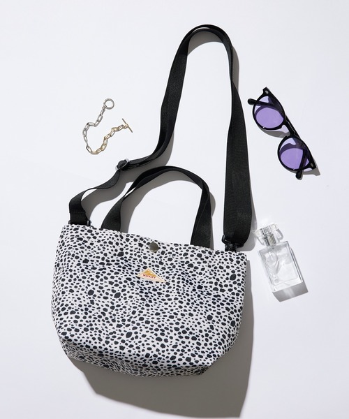 KELTY(ケルティ)の「【KELTY】MINI SHOULDER TOTE(ショルダーバッグ・メンズ・マルチ/オリーブ/ブラック/レオパード/タン/グレー・FREE)」の5枚目の写真