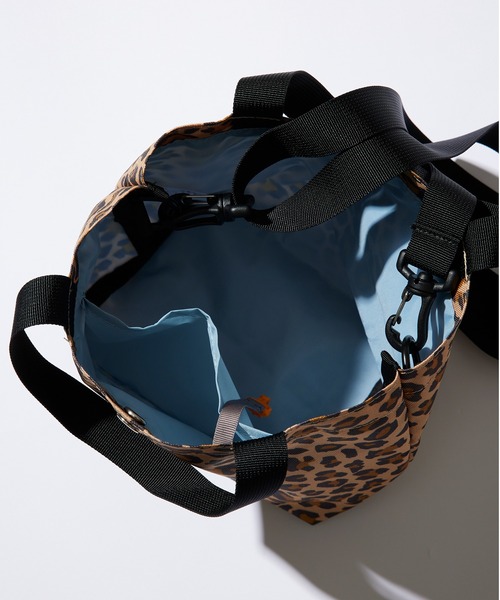 KELTY(ケルティ)の「【KELTY】MINI SHOULDER TOTE(ショルダーバッグ・メンズ・マルチ/オリーブ/ブラック/レオパード/タン/グレー・FREE)」の12枚目の写真