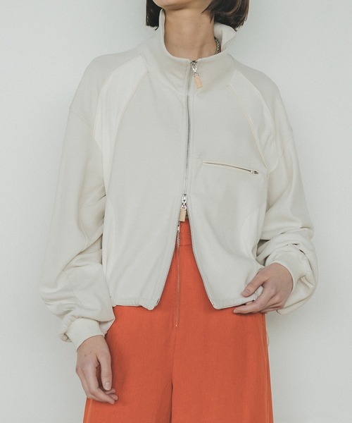 PUBLIC TOKYO（パブリックトウキョウ）の「コラージュトラックジャケット（ブルゾン・レディース・バーガンディー/アイボリー・FREE）」の13枚目の写真