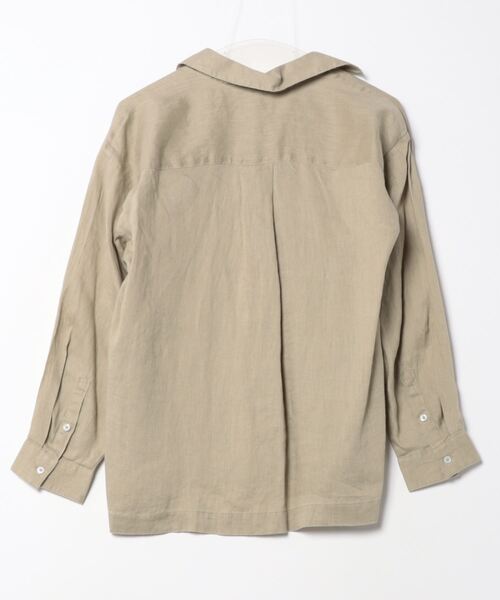 BENETTON (UNITED COLORS OF BENETTON)（ベネトンユナイテッドカラーズオブベネトン）の「リネン100％ドロップショルダー長袖シャツ・ブラウス（シャツ/ブラウス・レディース・ホワイト/カーキ/ピンクベージュ/イエロー・SMALL/MEDIUM/X-SMALL/XX-SMALL）」の5枚目の写真