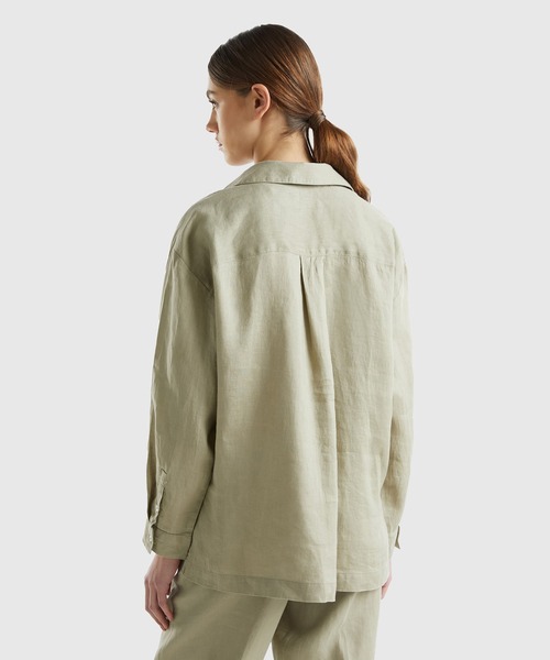 BENETTON (UNITED COLORS OF BENETTON)（ベネトンユナイテッドカラーズオブベネトン）の「リネン100％ドロップショルダー長袖シャツ・ブラウス（シャツ/ブラウス・レディース・ホワイト/カーキ/ピンクベージュ/イエロー・SMALL/MEDIUM/X-SMALL/XX-SMALL）」の9枚目の写真