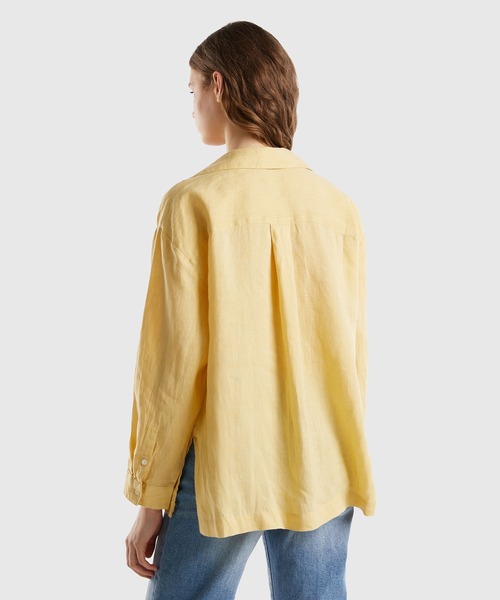 BENETTON (UNITED COLORS OF BENETTON)（ベネトンユナイテッドカラーズオブベネトン）の「リネン100％ドロップショルダー長袖シャツ・ブラウス（シャツ/ブラウス・レディース・ホワイト/カーキ/ピンクベージュ/イエロー・SMALL/MEDIUM/X-SMALL/XX-SMALL）」の12枚目の写真