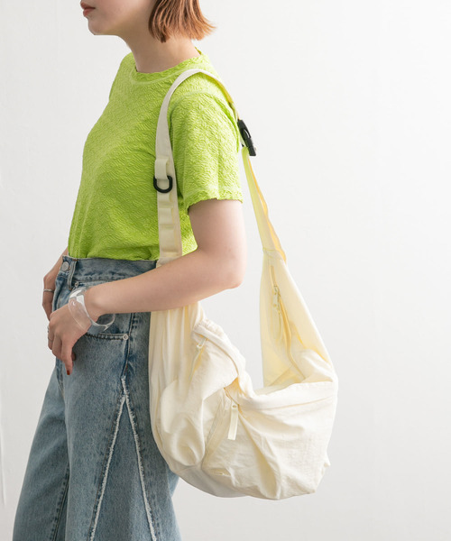 KBF（ケイビーエフ）の「アウトポケットショルダーBAG（ショルダーバッグ・レディース・ネイビー/イエロー/アイボリー・ONE）」の6枚目の写真