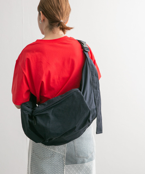 KBF（ケイビーエフ）の「アウトポケットショルダーBAG（ショルダーバッグ・レディース・ネイビー/イエロー/アイボリー・ONE）」の9枚目の写真