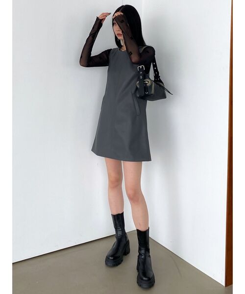 EMODA(エモダ)の「Aラインフェイクレザーワンピース(ワンピース・レディース・グレー/ブラック/キャメル・FREE)」の10枚目の写真