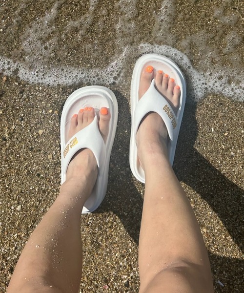 INTER FACTORY（インターファクトリー）の「AINA -オリジナルロゴ入り厚底サンダル　made in INTER FACTORY（サンダル・レディース・ホワイト/ブラック・MEDIUM/SMALL/LARGE）」の9枚目の写真