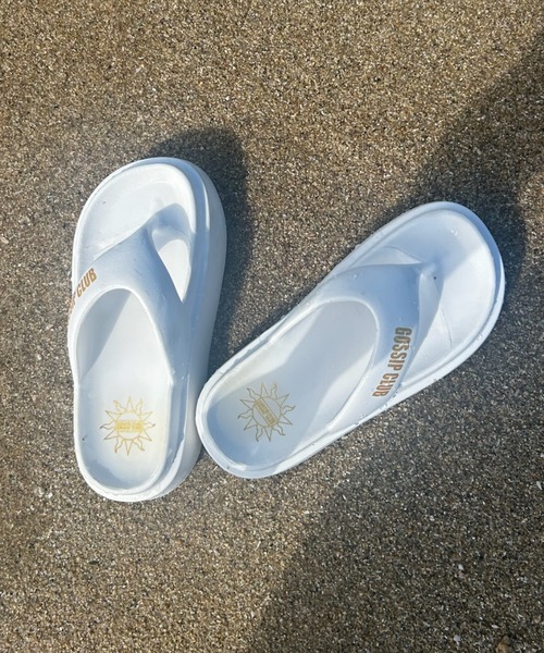 INTER FACTORY（インターファクトリー）の「AINA -オリジナルロゴ入り厚底サンダル　made in INTER FACTORY（サンダル・レディース・ホワイト/ブラック・MEDIUM/SMALL/LARGE）」の14枚目の写真