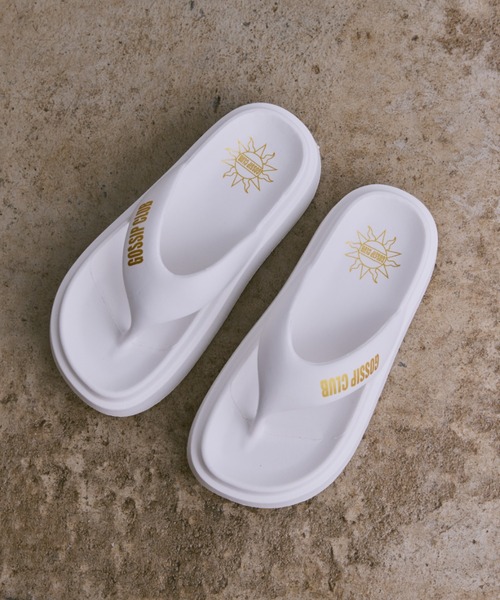 INTER FACTORY（インターファクトリー）の「AINA -オリジナルロゴ入り厚底サンダル　made in INTER FACTORY（サンダル・レディース・ホワイト/ブラック・MEDIUM/SMALL/LARGE）」の17枚目の写真