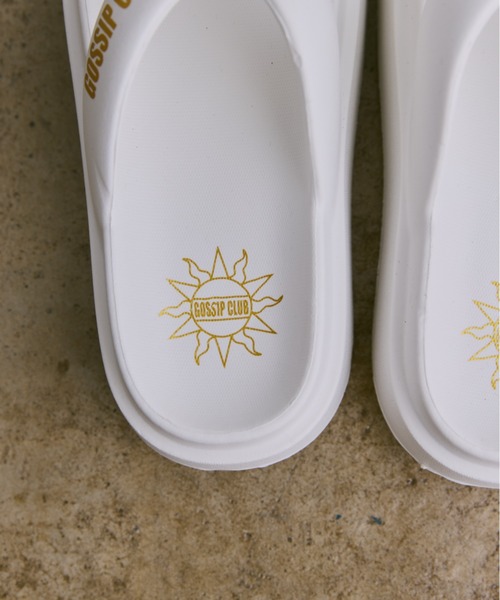 INTER FACTORY（インターファクトリー）の「AINA -オリジナルロゴ入り厚底サンダル　made in INTER FACTORY（サンダル・レディース・ホワイト/ブラック・MEDIUM/SMALL/LARGE）」の5枚目の写真