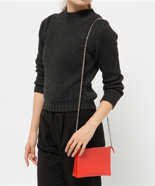 WHO'S WHO gallery（フーズフーギャラリー）の「【100BAG】ビニールポーチ（ショルダーバッグ・レディース・ピンク/イエロー/ブラック/レッド/ブルー/ネイビー/その他/その他1/その他2/ホワイト/その他3・FREE）」の13枚目の写真