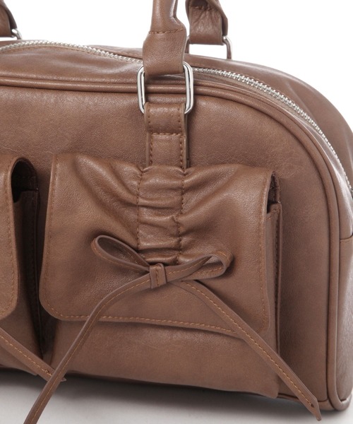 LAKOLE（ラコレ）の「シャーリングリボンハンドバッグ / 138974（ハンドバッグ・レディース・オフホワイト/ブラック/ブラウン・FREE）」の17枚目の写真