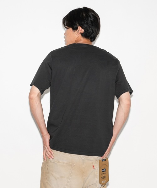 Levi's(リーバイス)の「Levi's/リーバイス リラックスフィット Tシャツ ブラック LONGER WEAR(Tシャツ/カットソー・メンズ・ブラック・S/M/L/XL)」の3枚目の写真