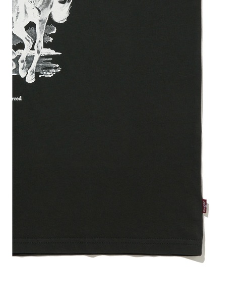 Levi's(リーバイス)の「Levi's/リーバイス リラックスフィット Tシャツ ブラック LONGER WEAR(Tシャツ/カットソー・メンズ・ブラック・S/M/L/XL)」の12枚目の写真