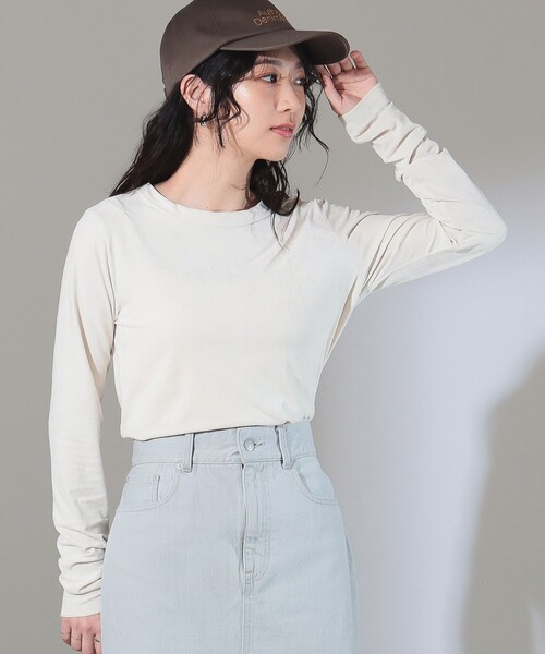 Demi-Luxe BEAMS(デミルクス ビームス)の「トリアセテート ベロア ロングスリーブ Tシャツ(Tシャツ/カットソー・レディース・ホワイト系その他5/チャコールグレー・ONE SIZE)」の6枚目の写真