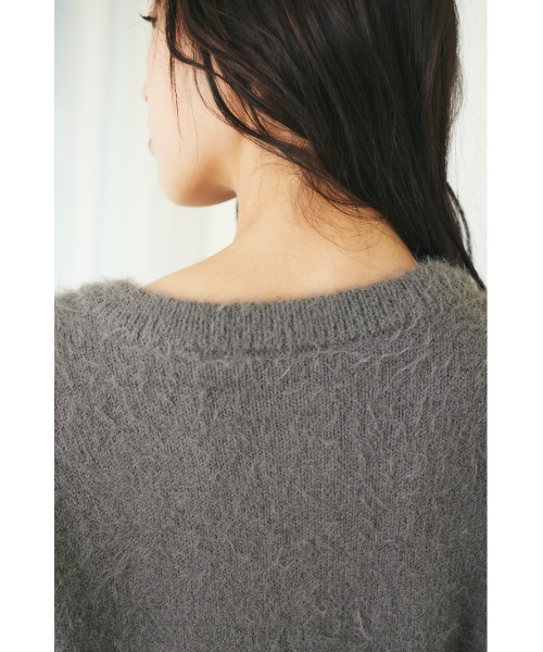 MIEL CRISHUNANT（ミエルクリシュナ）の「【累計お気に入り数2.8万人突破】ふわふわシャギークルーネックカーディガン（カーディガン/ボレロ・レディース・グレー/ブラック/ライトピンク・FREE）」の20枚目の写真