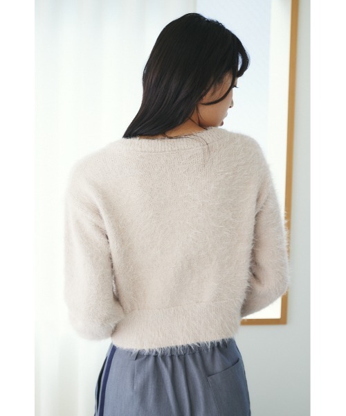 MIEL CRISHUNANT（ミエルクリシュナ）の「【累計お気に入り数2.8万人突破】ふわふわシャギークルーネックカーディガン（カーディガン/ボレロ・レディース・グレー/ブラック/ライトピンク・FREE）」の11枚目の写真