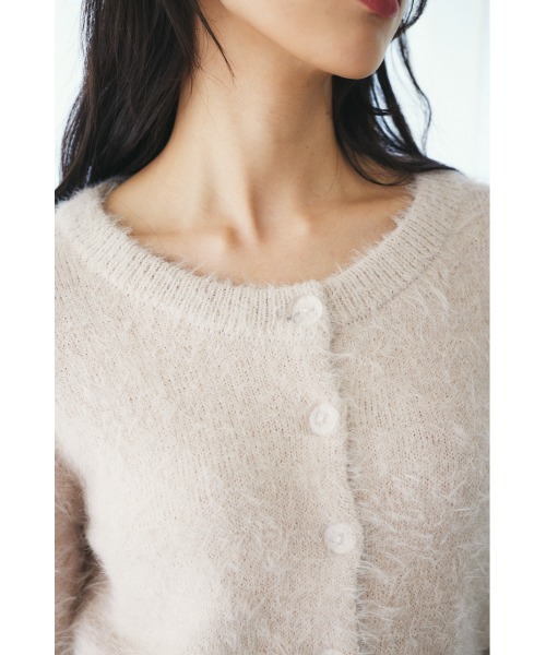 MIEL CRISHUNANT（ミエルクリシュナ）の「【累計お気に入り数2.8万人突破】ふわふわシャギークルーネックカーディガン（カーディガン/ボレロ・レディース・グレー/ブラック/ライトピンク・FREE）」の10枚目の写真