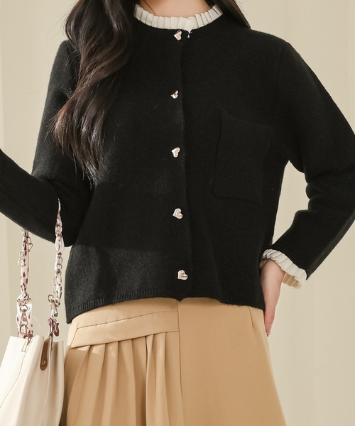 Lace Ladies（レースレディース）の「フェイクレイヤード ハートボタン 長袖 ニット カーディガン（カーディガン/ボレロ・レディース・アイボリー/ブラック・FREE）」の2枚目の写真