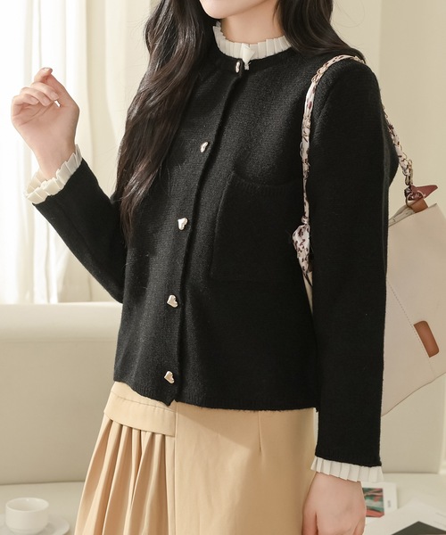 Lace Ladies（レースレディース）の「フェイクレイヤード ハートボタン 長袖 ニット カーディガン（カーディガン/ボレロ・レディース・アイボリー/ブラック・FREE）」の4枚目の写真
