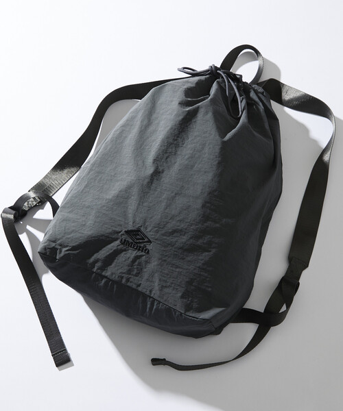 UMBRO（アンブロ）の「UMBRO/アンブロ SP Packable Bag/別注 パッカブル バッグ（バックパック/リュック・メンズ・オフホワイト/チャコールグレー/ブラック/グレー系/ベージュ系/チェック・ﾌﾘ-）」の18枚目の写真