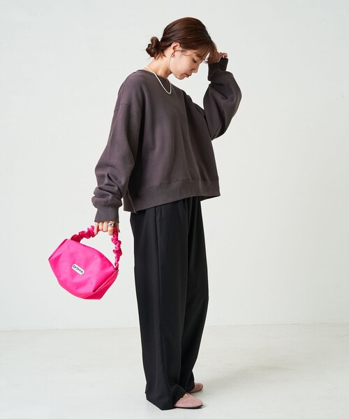 FREAK'S STORE(フリークスストア)の「限定展開 ヘビーウェイト ショート ビッグ スウェット(スウェット・レディース・ブラック/チャコールグレー/グレー/ナチュラル/ブルー/ライトグレー/ピンク/グリーン/パープル/ベージュ/ネイビー・フリ-)」の16枚目の写真