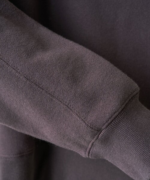 FREAK'S STORE(フリークスストア)の「限定展開 ヘビーウェイト ショート ビッグ スウェット(スウェット・レディース・ブラック/チャコールグレー/グレー/ナチュラル/ブルー/ライトグレー/ピンク/グリーン/パープル/ベージュ/ネイビー・フリ-)」の21枚目の写真