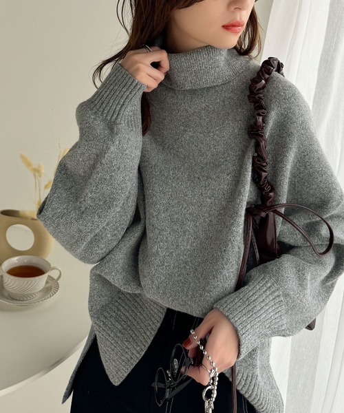 classicalelf(クラシカルエルフ)の「シンプルシックな大人の魅力。天竺編みタートルネック圧縮ニットプルオーバー(ニット/セーター・レディース・アイボリー/ブラック/ライトグレー/ブルー・MEDIUM/X-LARGE/SMALL/LARGE)」の16枚目の写真