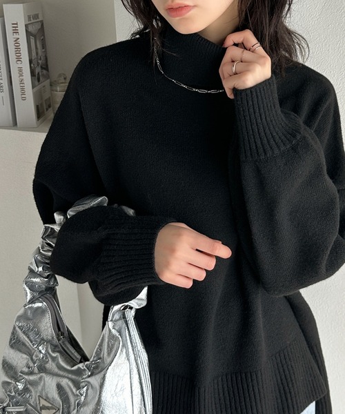 classicalelf(クラシカルエルフ)の「シンプルシックな大人の魅力。天竺編みタートルネック圧縮ニットプルオーバー(ニット/セーター・レディース・アイボリー/ブラック/ライトグレー/ブルー・MEDIUM/X-LARGE/SMALL/LARGE)」の9枚目の写真