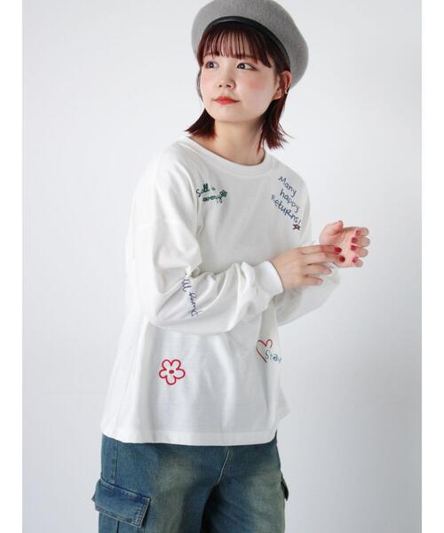 ehka sopo（エヘカソポ）の「らくがき刺繍プリントロンT（Tシャツ/カットソー・レディース・ブラック/グレー/オフホワイト・F）」の4枚目の写真