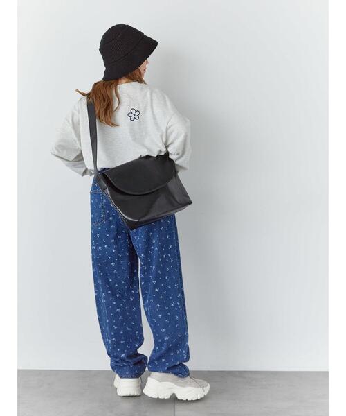 ehka sopo（エヘカソポ）の「らくがき刺繍プリントロンT（Tシャツ/カットソー・レディース・ブラック/グレー/オフホワイト・F）」の22枚目の写真