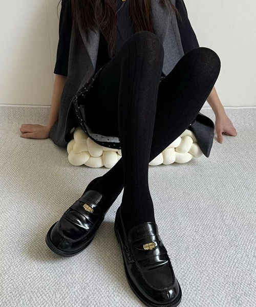 c.u.l（シーユーエル）の「ストライプダイヤ柄 カラータイツ cula1039（タイツ/ストッキング・レディース・グレー/ライトベージュ/アイボリー/ブラック/ダークブラウン/ブラウン/ダークグレー・FREE）」の15枚目の写真