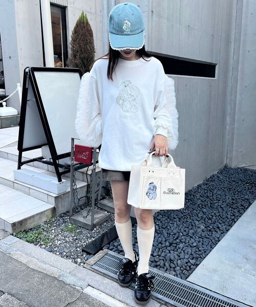 MAJESTIC LEGON（マジェスティックレゴン）の「SZKコラボ チャーミングスウェット（スウェット・レディース・ベージュ/オフホワイト/グレー・MEDIUM）」の16枚目の写真