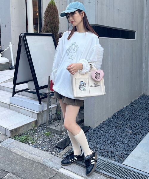 MAJESTIC LEGON（マジェスティックレゴン）の「SZKコラボ チャーミングスウェット（スウェット・レディース・ベージュ/オフホワイト/グレー・MEDIUM）」の17枚目の写真